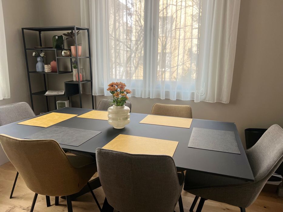 Маса с 6 стола kave home
