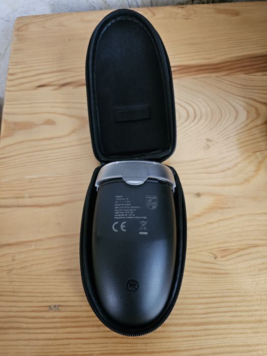 Електрическа машинка за бръснене на Phillips