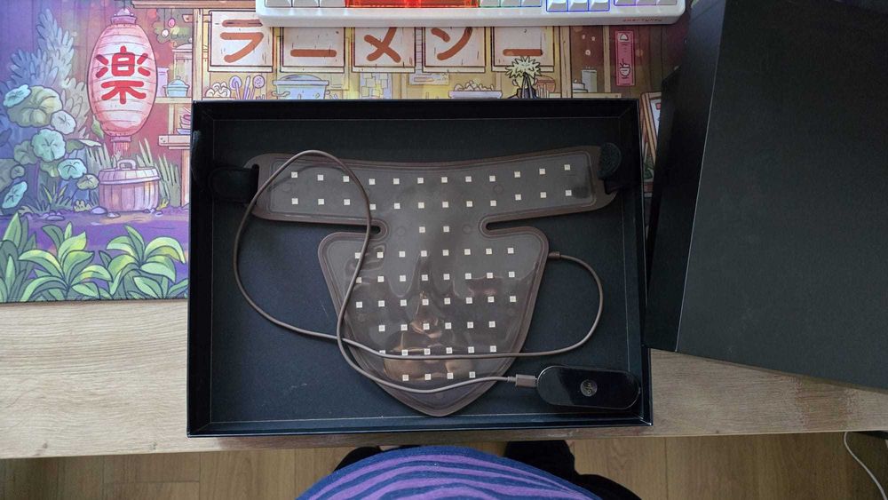 Set Masca Faciala Terapeutica cu LED - JOVS 4D Therapy Mask + JOVS masca gat + decolteu