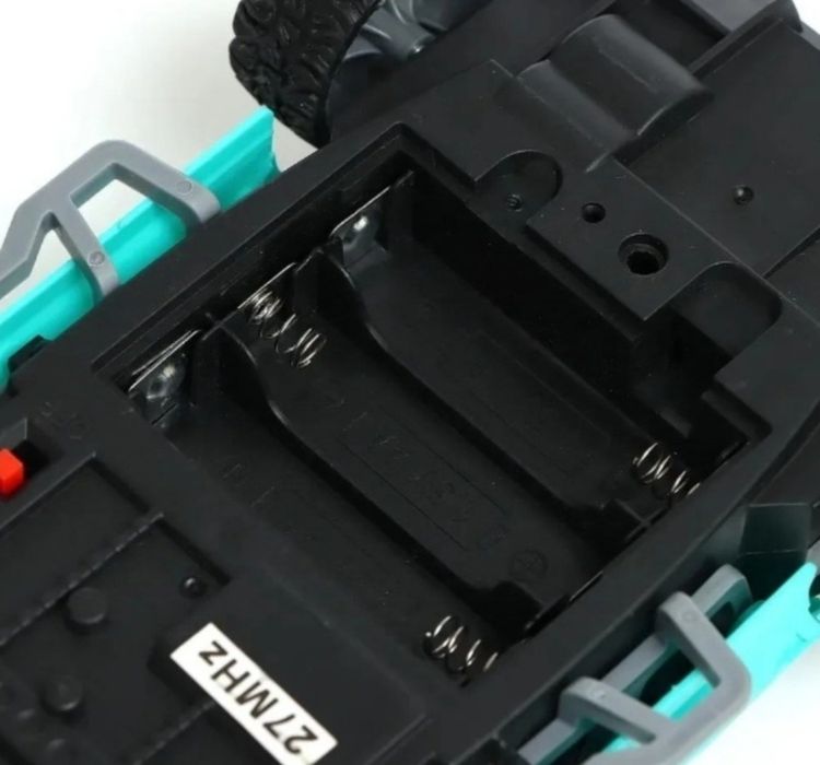 Машинка на радиоуправлении