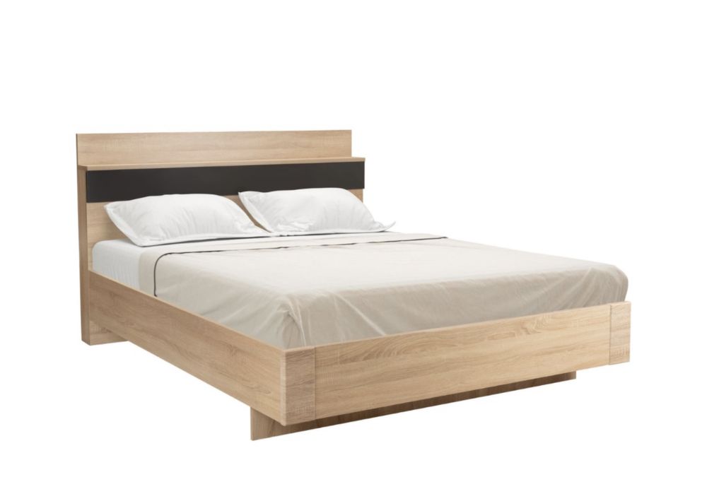 Кровать с матрасом