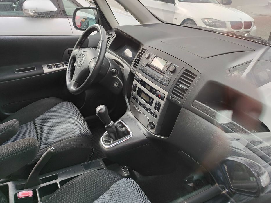 Vand Toyota Corolla Verso 1.8 - 2003