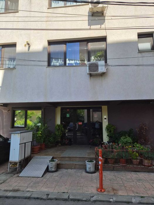Apartament 3 camere, strada Somesul Rece 115, zona Baneasa