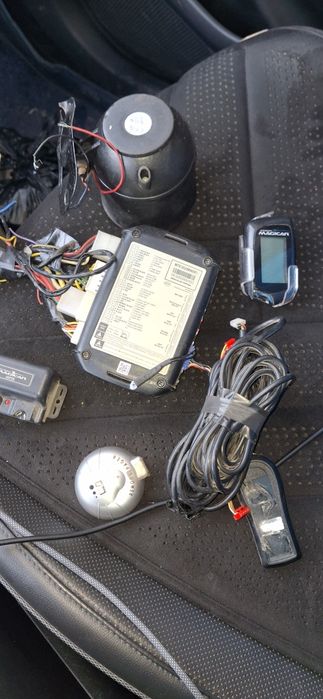 Продам Magicar 905F состояние отличное нет толко запасного пулта.