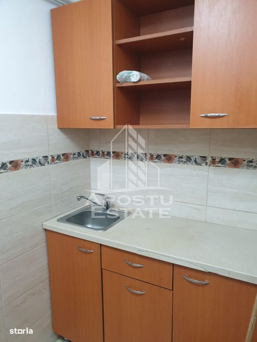Garsoniera de inchiriat, zona Blascovici-Timisoara,23 mp