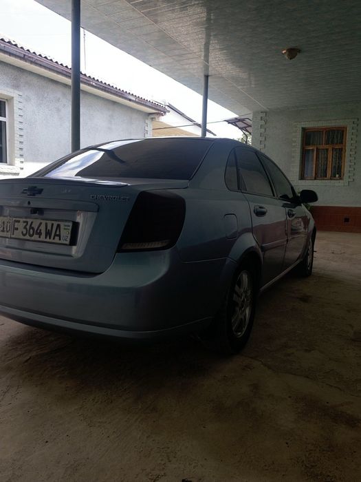 Chevrolet lasetti 1.8