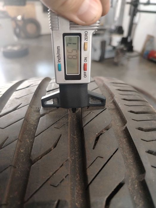 4бр. летни гуми 225/40/19 Semperit