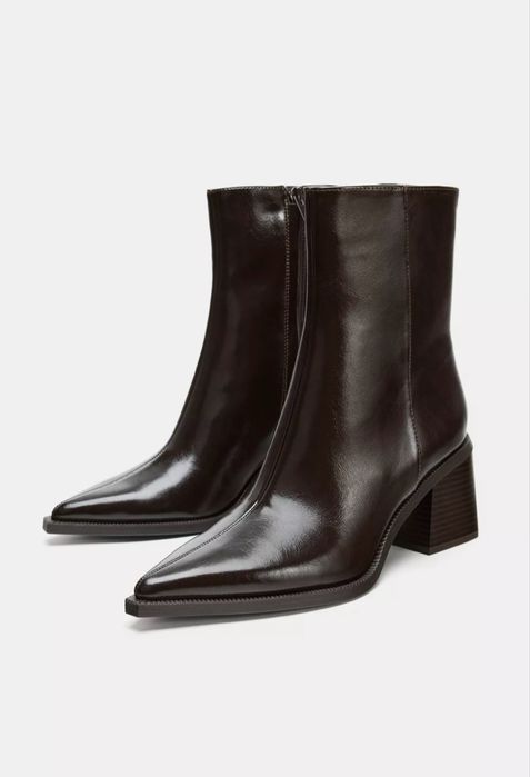 Чисто нови боти Zara