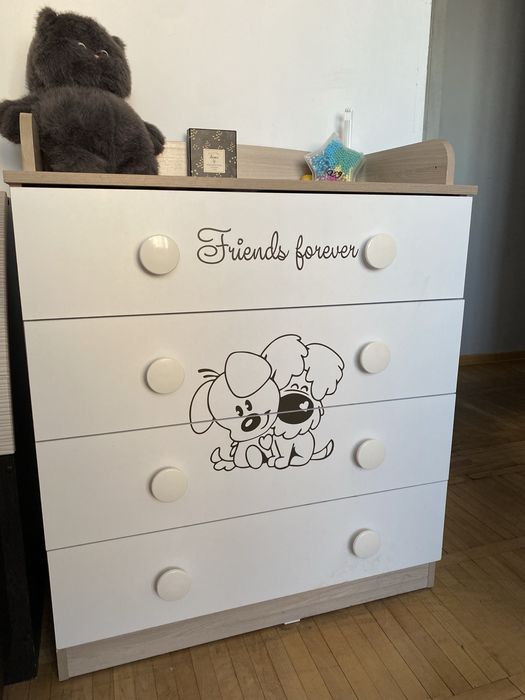 Комод детский с пелинальным столом