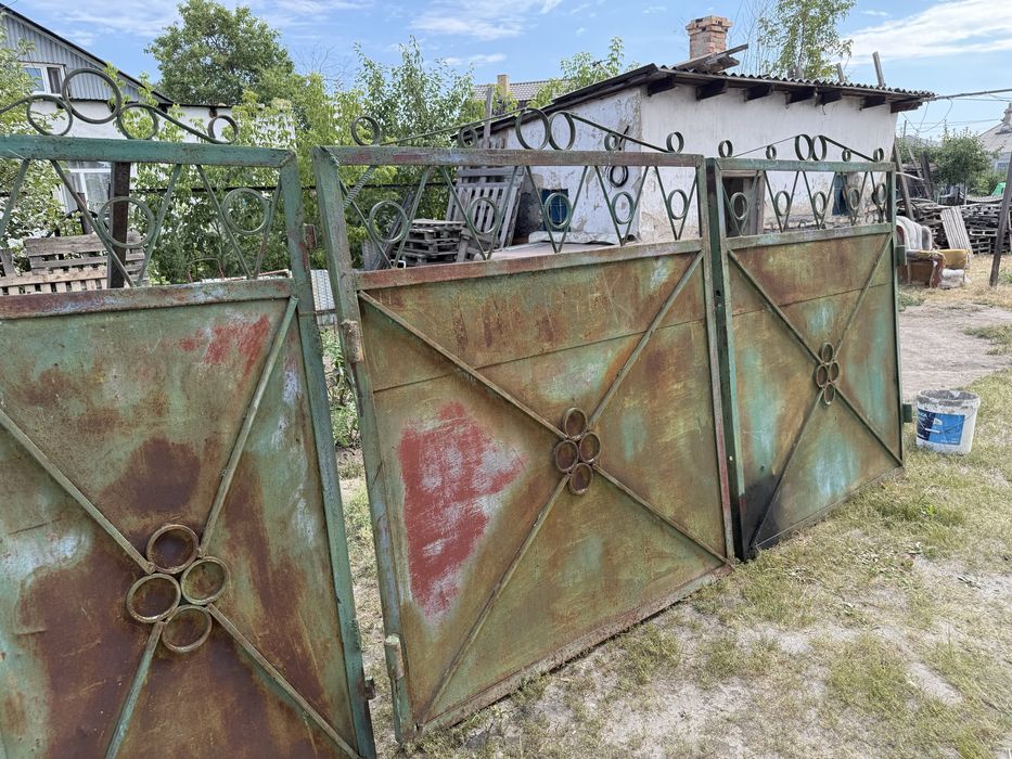 Продам ворота с калиткой