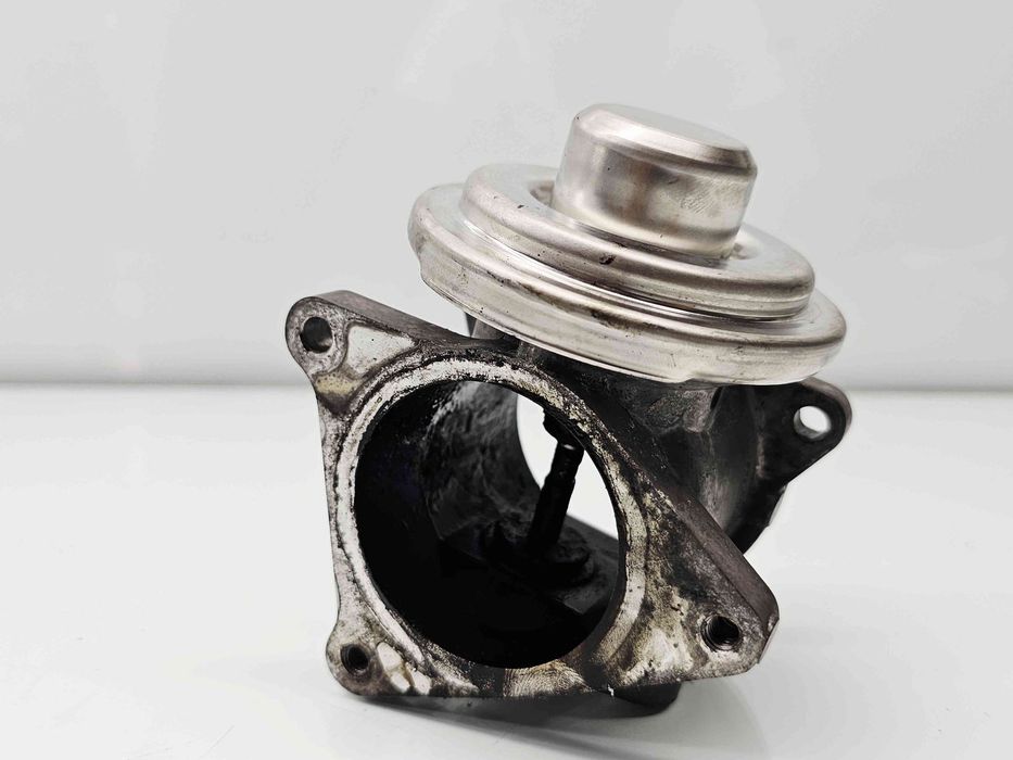 Supapa EGR Volkswagen Golf 5 (1K1) [Fabr 2004-2008] 038129637D 1.9 TDI