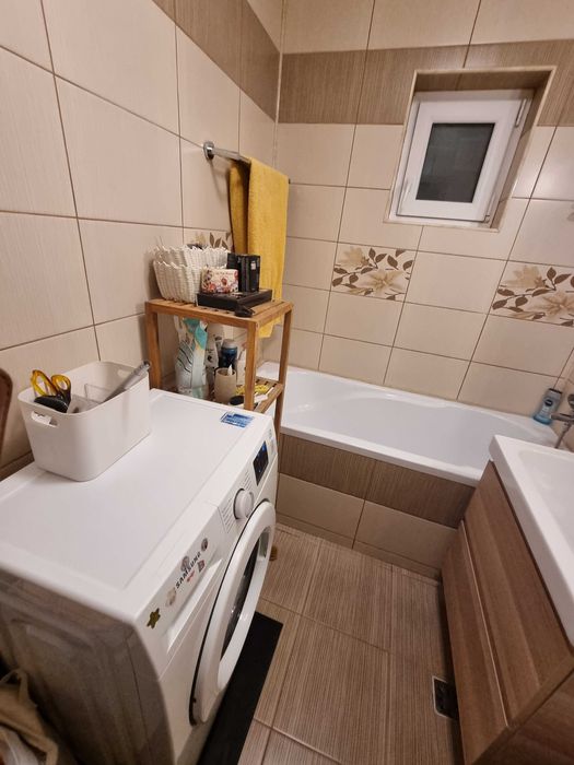 Inchiriez apartament 2 camere, Resita, zona Lunca, langa Politie