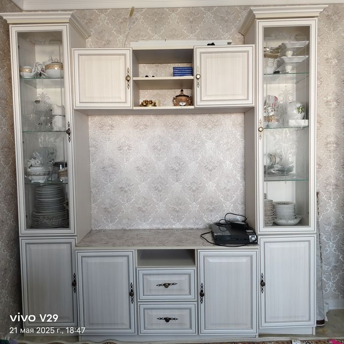 Сервант сатылады.  100.000тг саудасы бар