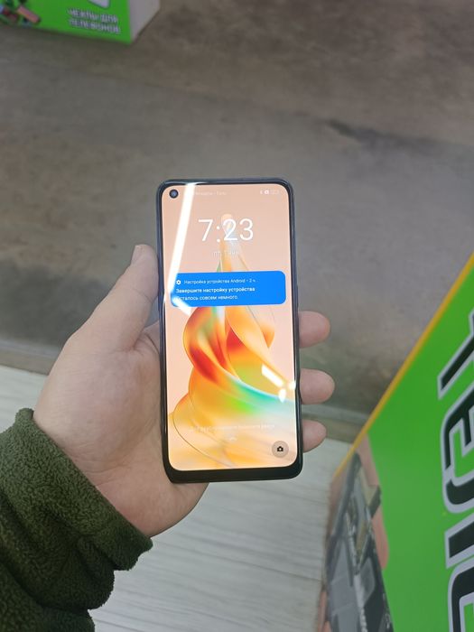 Продам телефон оппо Рено 8т память 256гб
