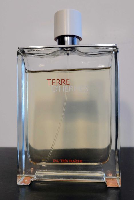 Terre d'Hermes Eau Tres Fraiche, Versace Pour Homme, One Million Privé, Versace Eros, Boss Bottled Intense, Histoires de Parfums 1899, Oud Noir