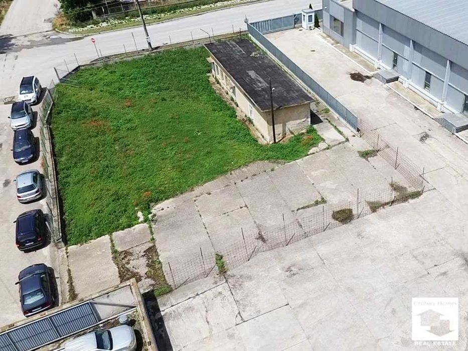 145327 Парцел с промишлена сграда за продажба, в индустриалната зона на гр. Полски Тръмбеш
