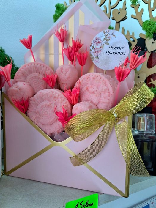 Чантички със сапунени рози