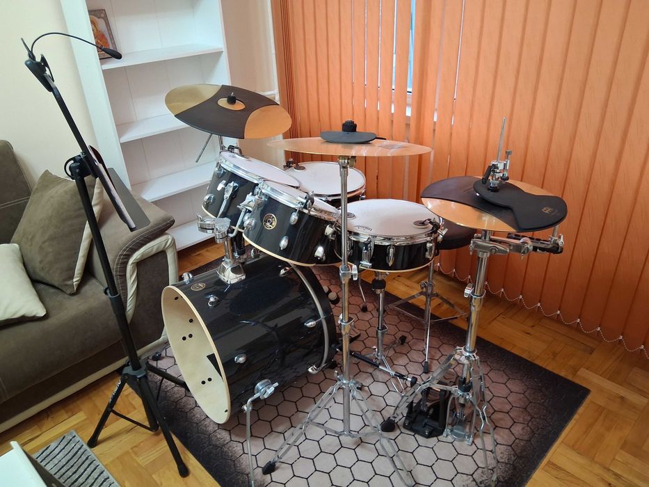 Акустични барабани