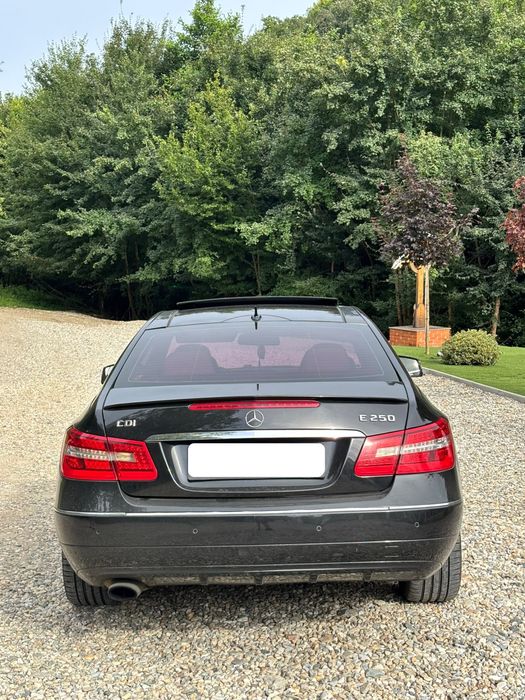 Mercedes e-class coupe