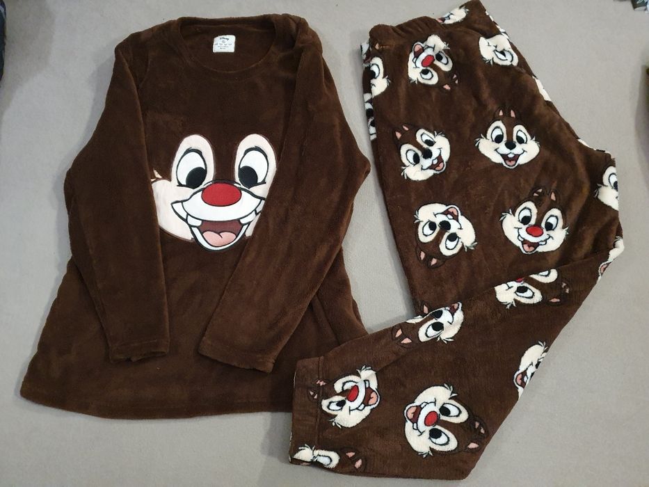 Дамски панталони и клинове.