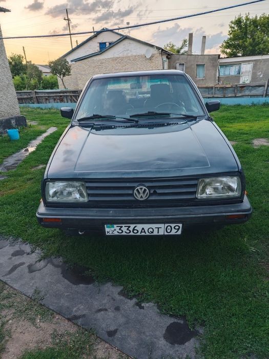 Продам фольксваген джетта, 1.8 объем