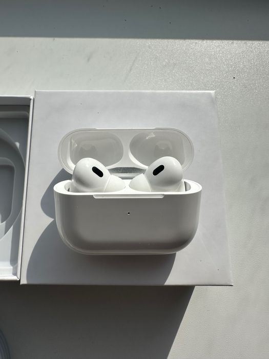 Наушники AirPods Pro 2
