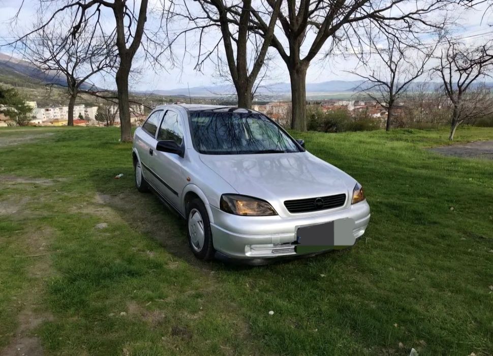 Opel Astra 1.6 автомат