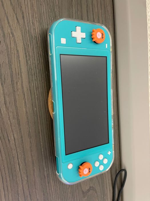 Nintendo Switch Lite /неизползвана, нова/