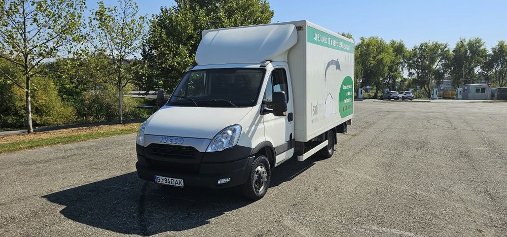 Iveco Daily 50C17 – Detarat de fabrică, An 2013, Trapă spate funcțională