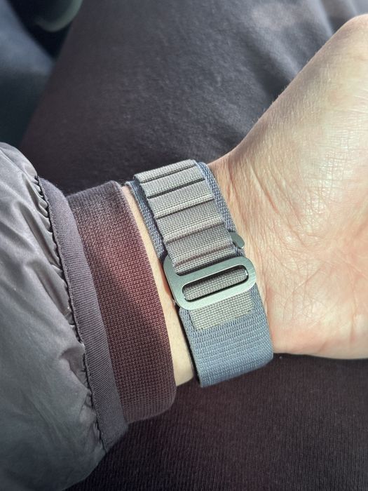 Срочно продам Apple Watch Ultra 2