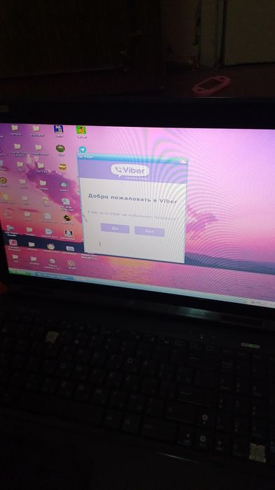 Asus notbuk  sfatli notbuk