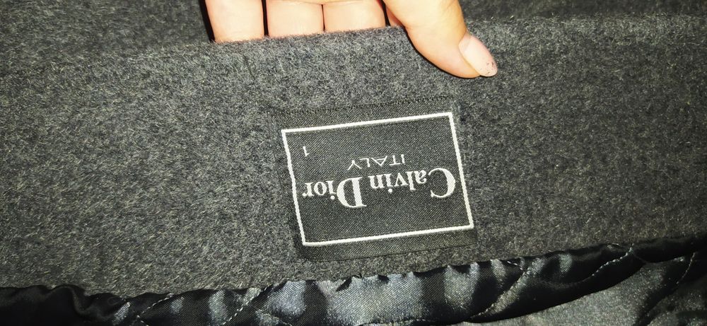 Пальто с этикеткой