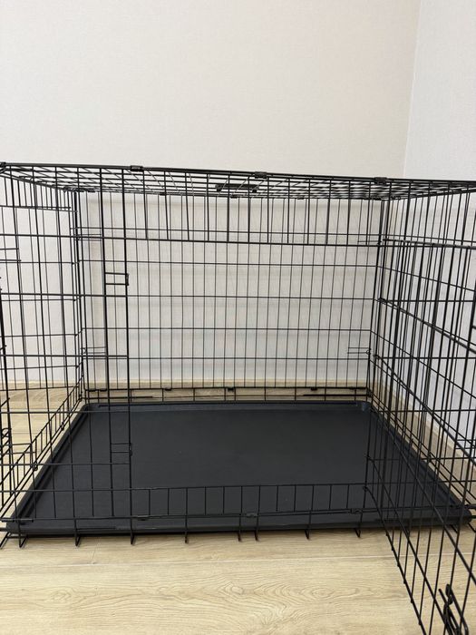 Продам клетку для  собак