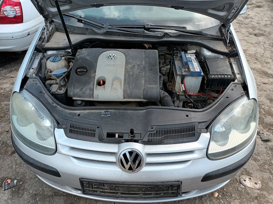 Dezmembrari  VW GOLF 5  2003  > 2009 1.4 FSI Benzina