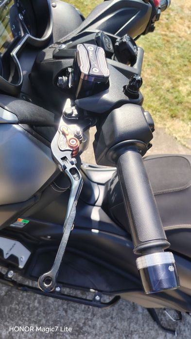 Maxiscuter Yamaha XMAX TECHMAX