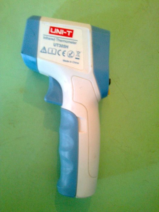 Инфракрасный термометр бесконтактный
