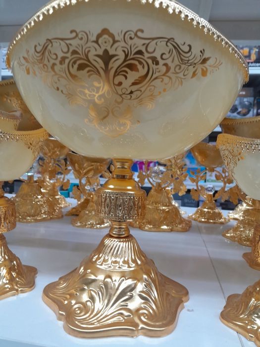 Продам новый  сервиз  Богема