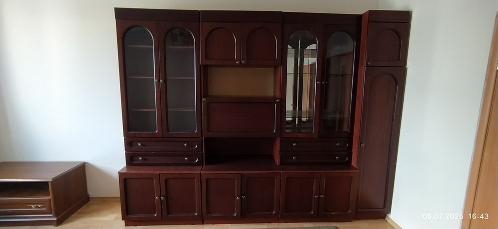 Шкаф стенка для гостиной