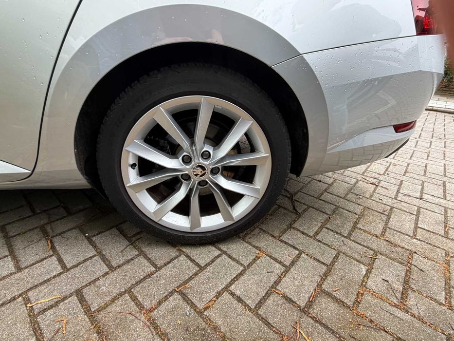 Skoda Superb 1.4TSI DSG