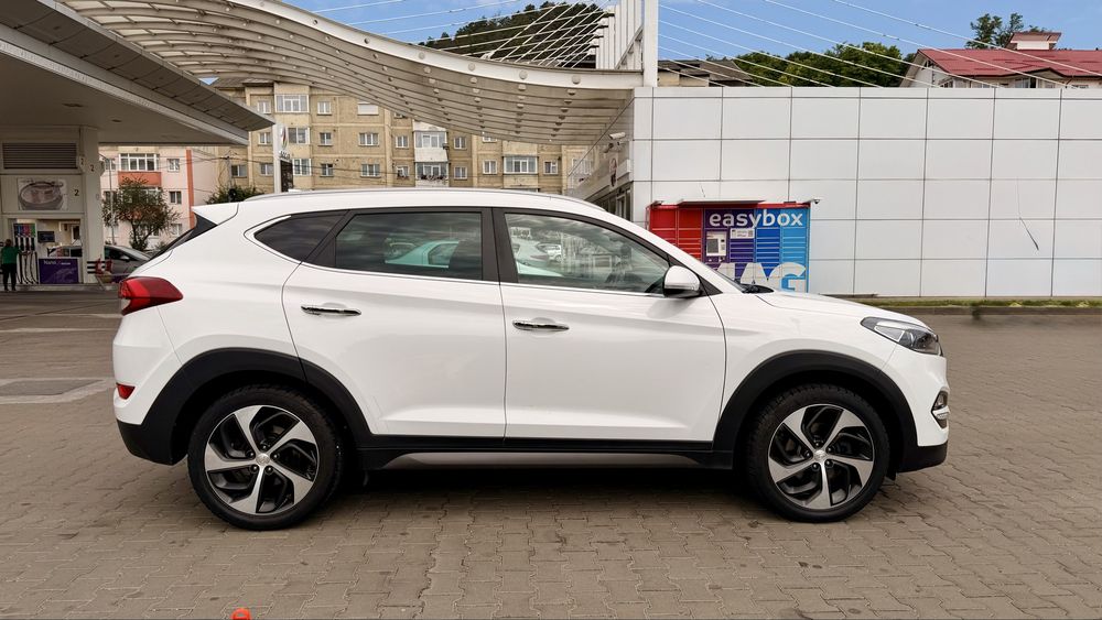 HYUNDAI Tucson 2017 — imagine 3