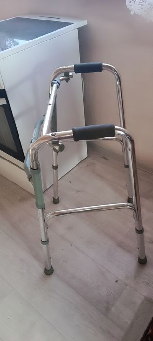 Продаются ходунки для взрослых