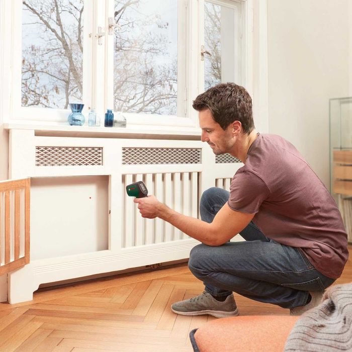 ПРОМО Нов 2г Гаранция Инфрачервен Термодетектор Термометър Bosch UniversalTemp, от -30 до 500 °C, 06036831Z0