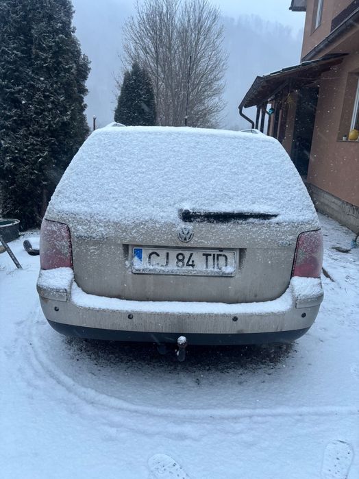 Ww passat, an 2004, automat. Preț 1450 euro negociabil.