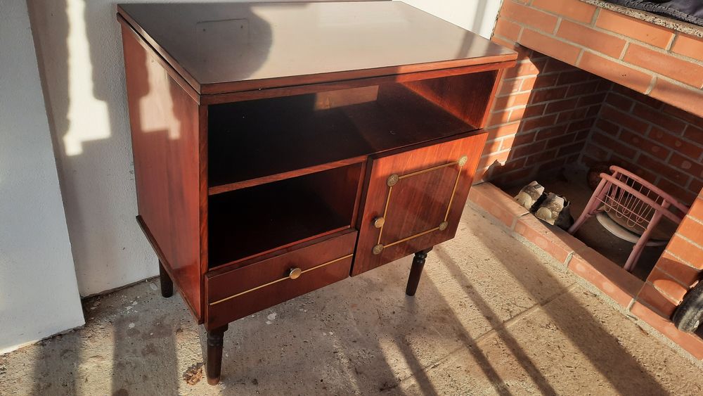 Comanda TV din ani 90 în stare bună