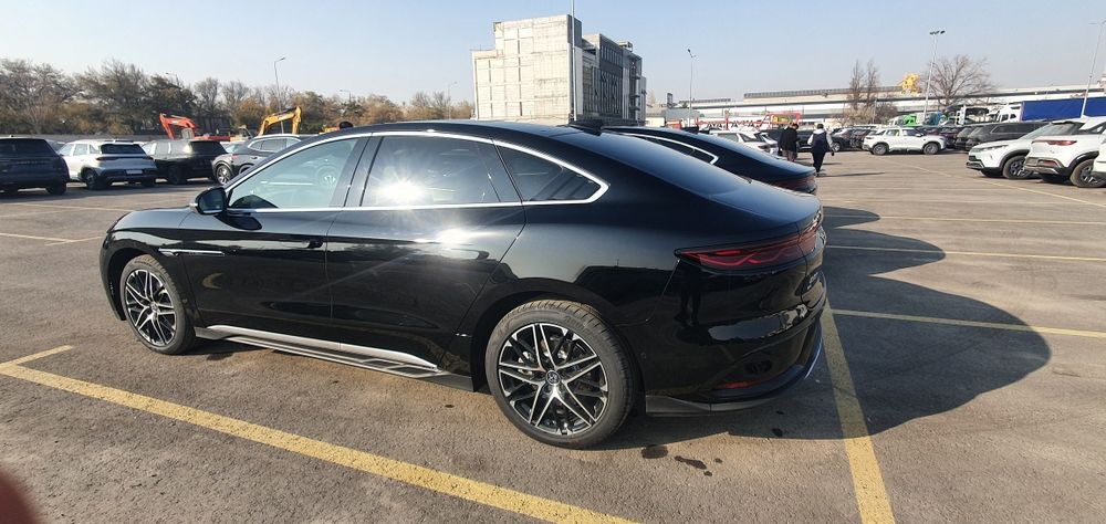 Byd HAN 2026 version 635km