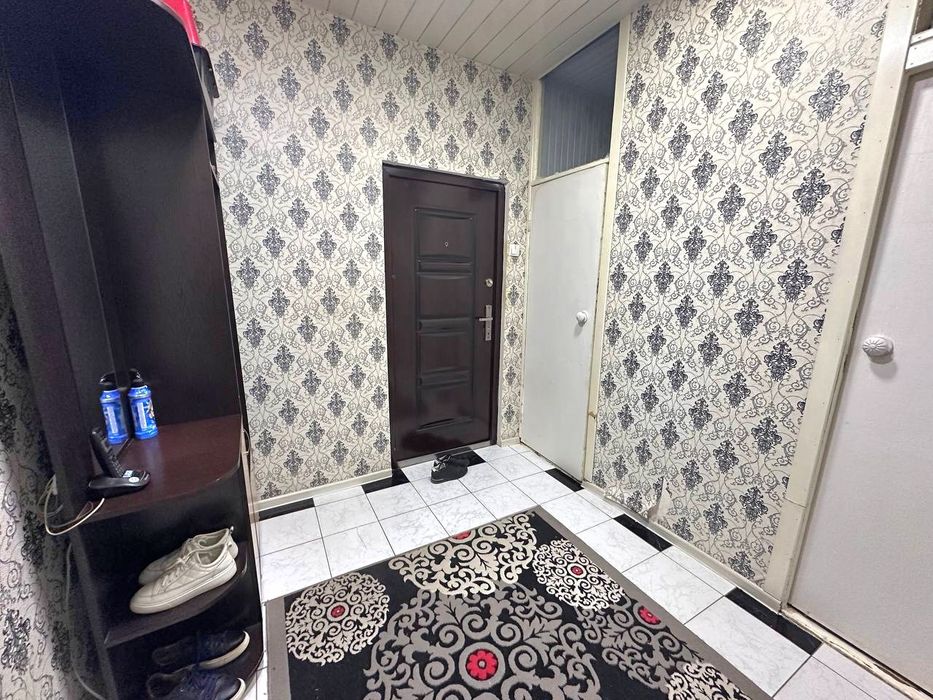 Феруза продаётся квартира 3/1/4 можно сделать под нежилое