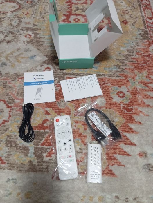 Android 14 smart tv box 2025 voice remote control