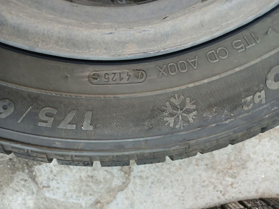 Зимни гуми с джанти 175/65/14