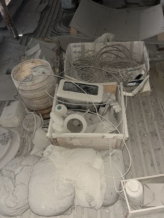 Продам разный хлам и вещи