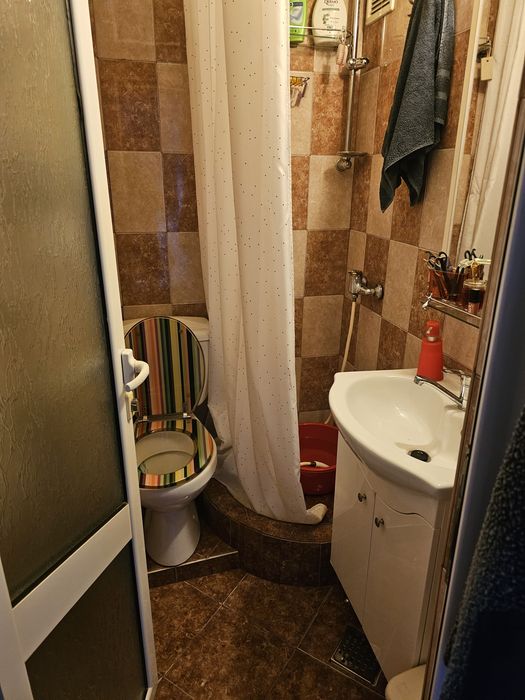 De vânzare apartament două camere!